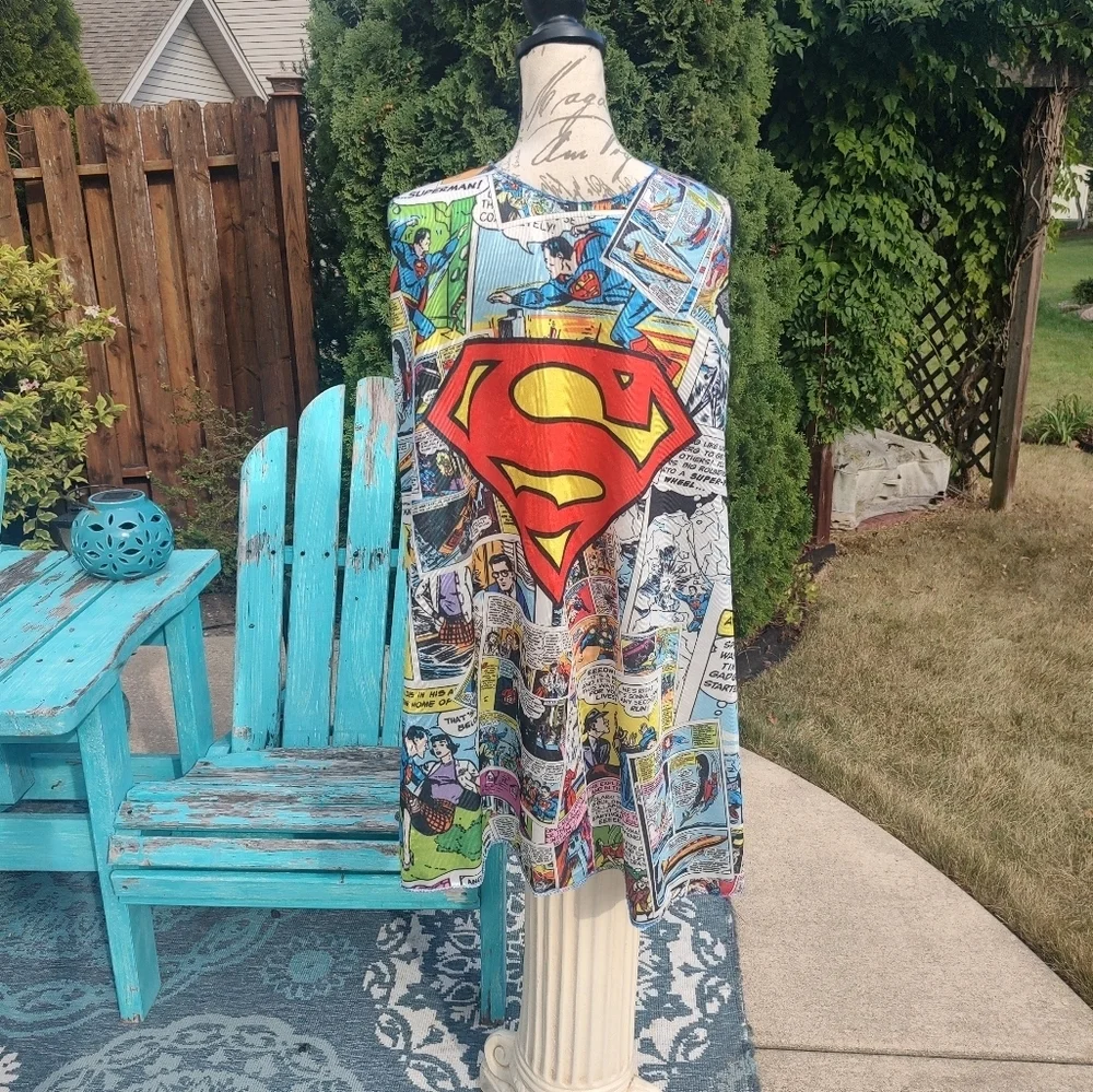 💥3/$20 TWO Six Flags Capes - Superman and Batman!
